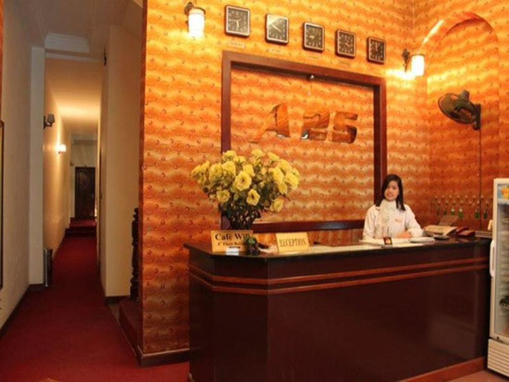A25 - 38 Hàng Thiếc * Hanoï